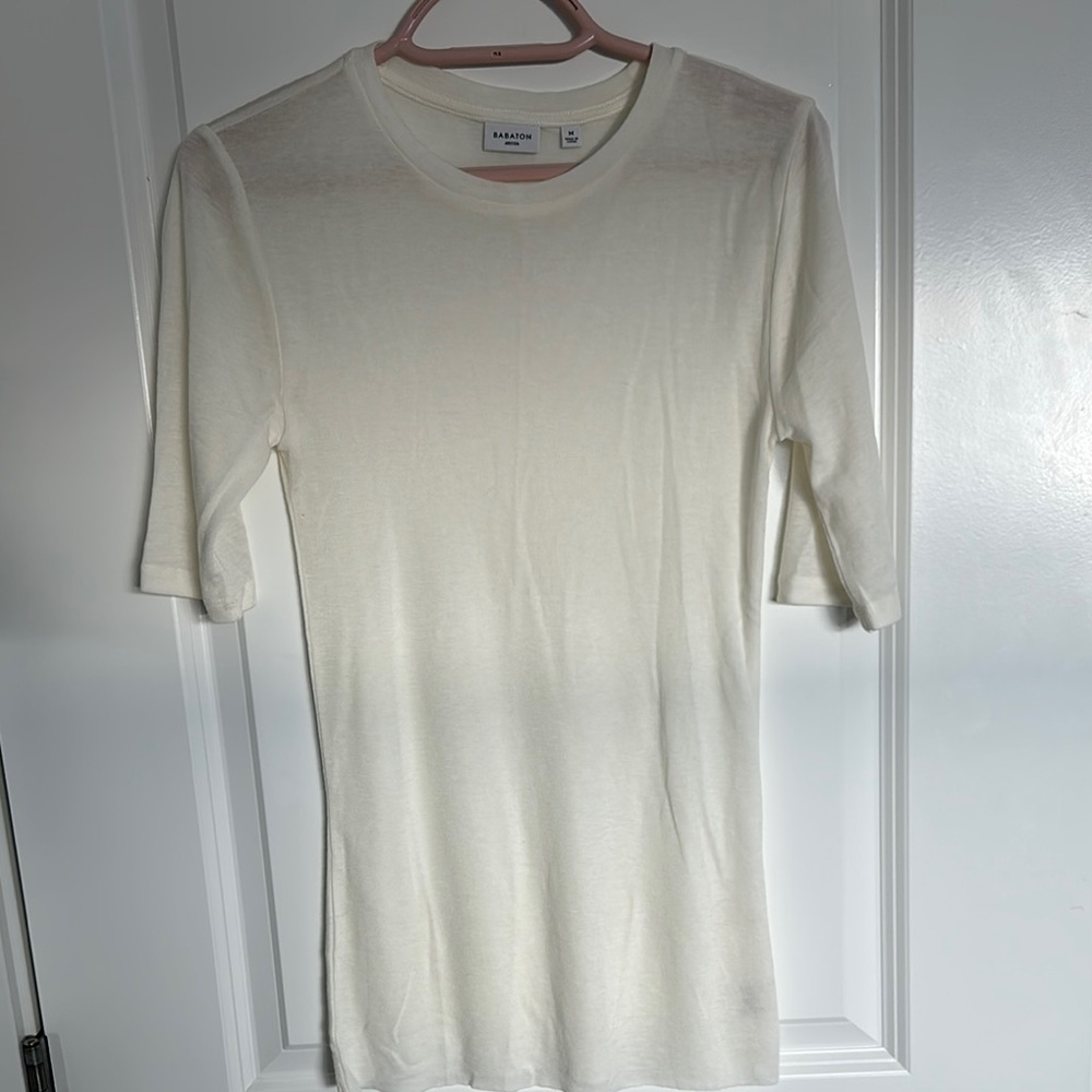 Babaton Cream Fitted 3/4 Sleeve Ribbed T-Shirt